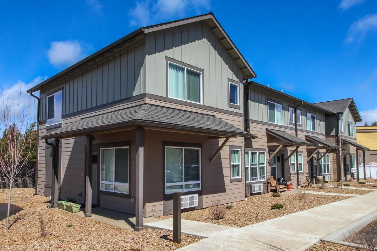 Ponderosa Heights Apartments photo 2